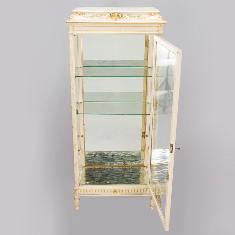 A late Gustavian style cabinet/display cabinet, early 20th century.