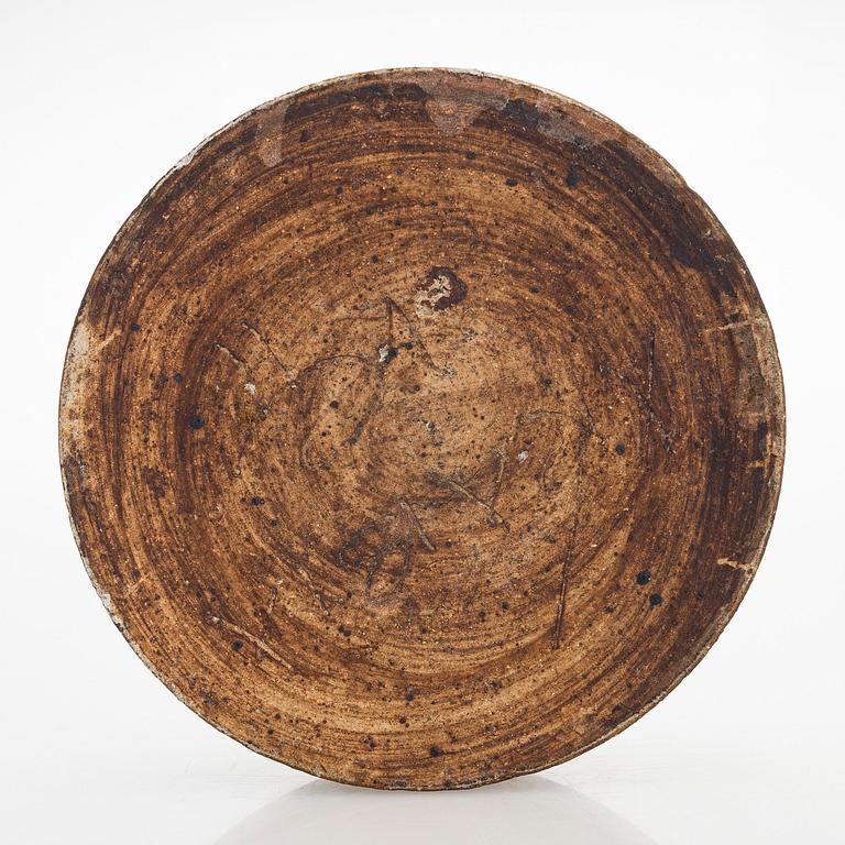 Raija Tuumi, a chamotte stoneware bowl, monogram signed RT, ARABIA.
