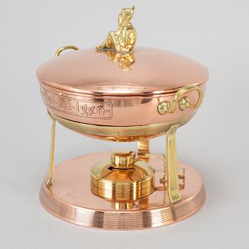 A copper glögg pot by Gustav Eriksson from around year 1900.