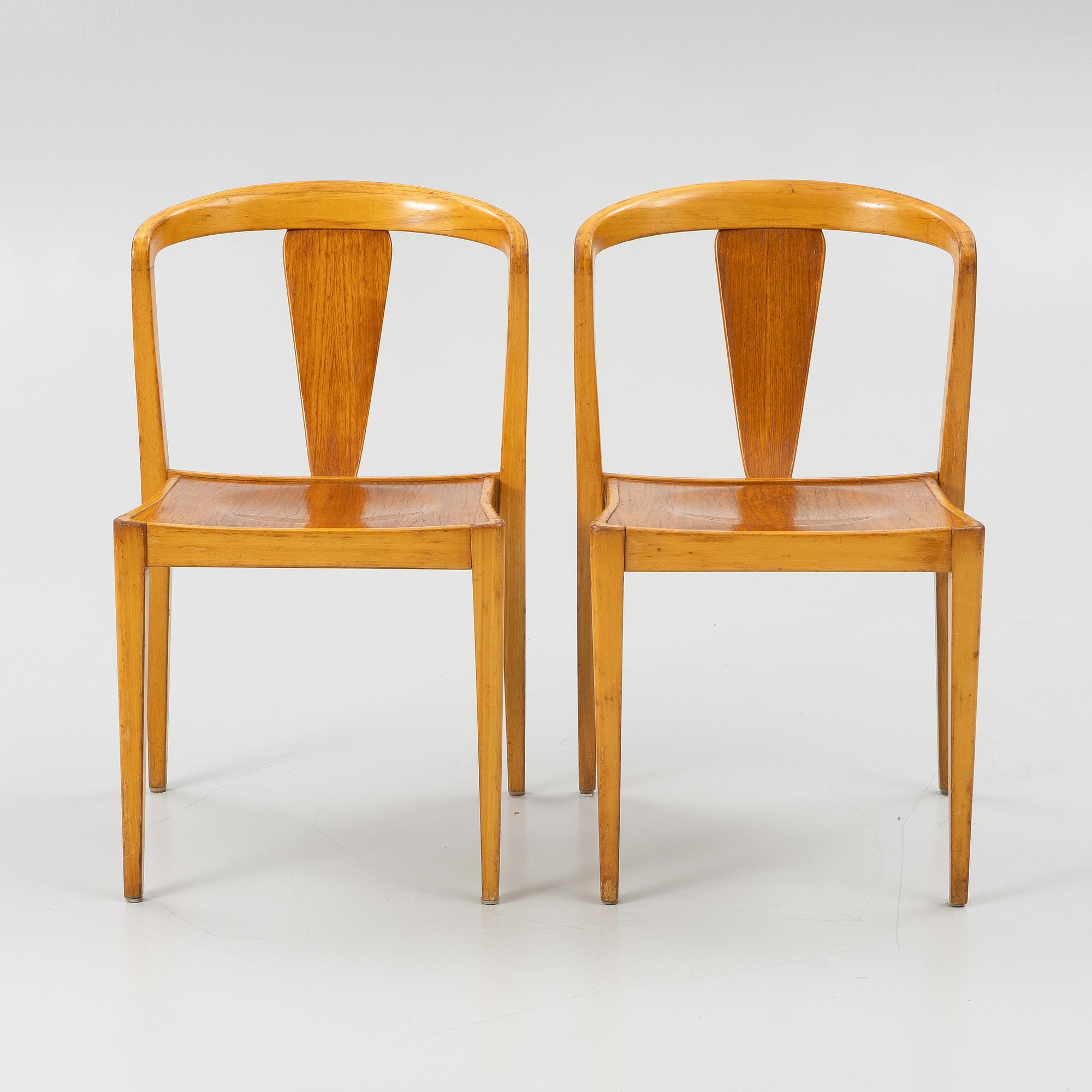 Axel Larsson, a pair of Swedish Modern chairs, model "8-108", Svenska Möbelfabrikarna Bodafors, 1950s.