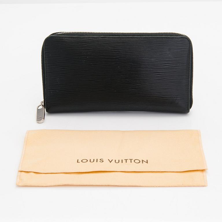 Louis Vuitton, A 'Zippy' Wallet.