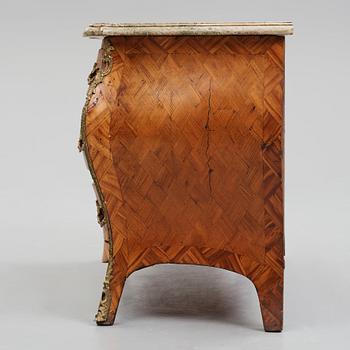 A Swedish Rococo 18th century commode presumably by Christian Linning, master 1744-1779.