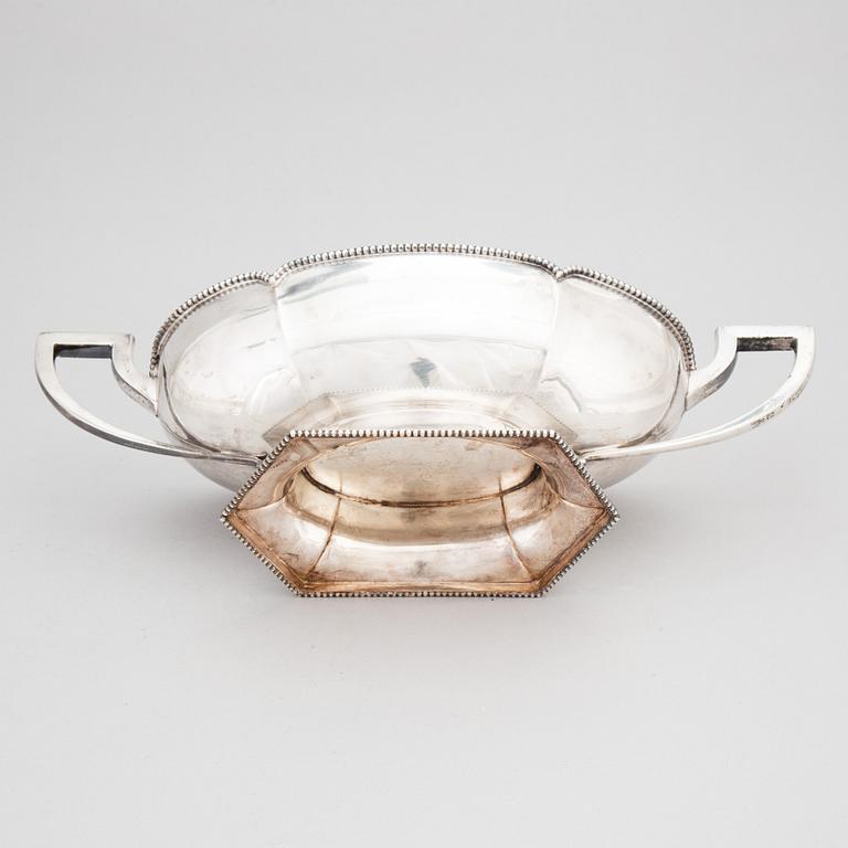 CA Björklund, jardinjär, silver, Stockholm 1920.