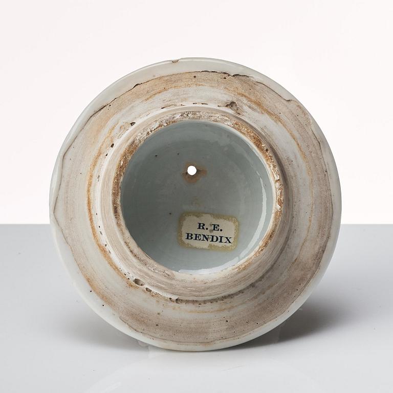 A grisaille and gold tea pot with cover, Qing dynasty, Qianlong (1736-95).