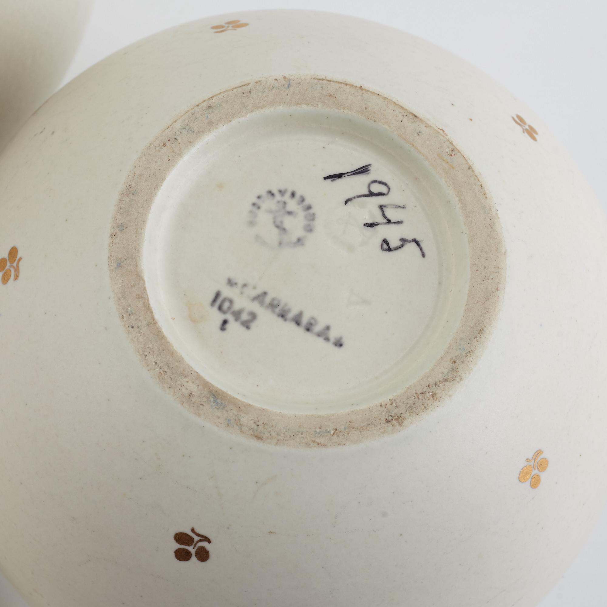 Wilhelm Kåge, "Carrara", 3 pieces, stoneware, Gustavsberg.