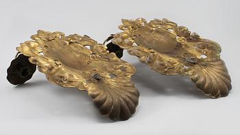 LJUSPLÅTAR, ett par, mässingsplåt, barockstil, 1900-tal.
