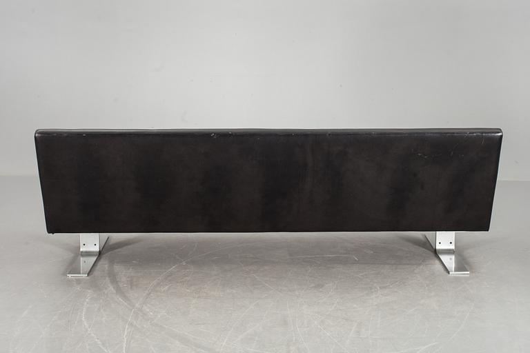 SOFFA, Erik Ole Jørgensen, Dux.