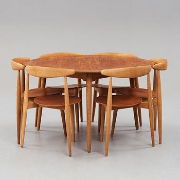 HANS J WEGNER, "Hjerte- set", matbord med sex stolar, Fritz Hansen, Danmark 1950-tal.