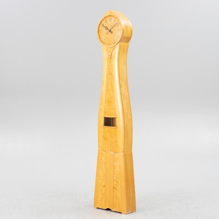 Carl Malmsten, long case clock, 'Tidlösa', late 20th century.
