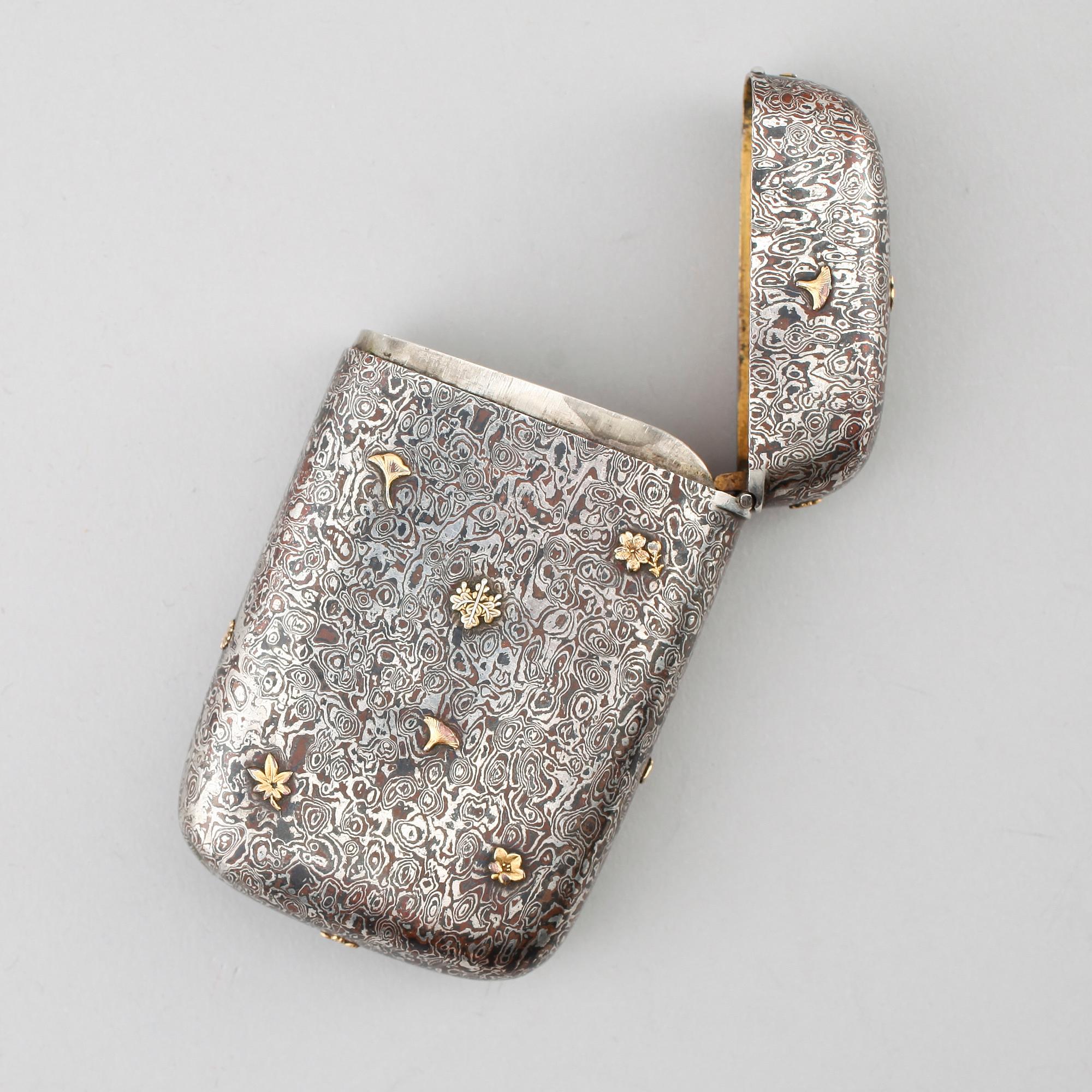 ETUI, silver, ostindisk, möjligen 1800-tal. Vikt ca 71 g.