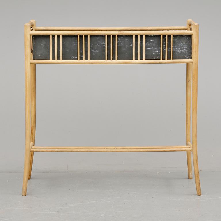 BLOMBORD, 1900-talets mitt.