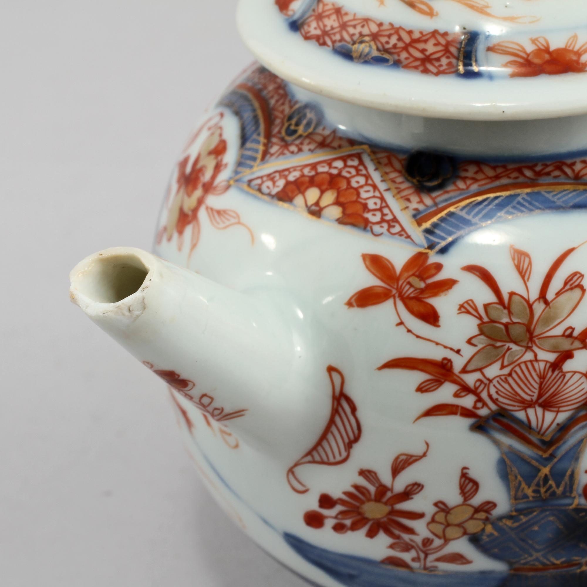 TEKANNA med LOCK, porslin, Kina, 1700-tal.