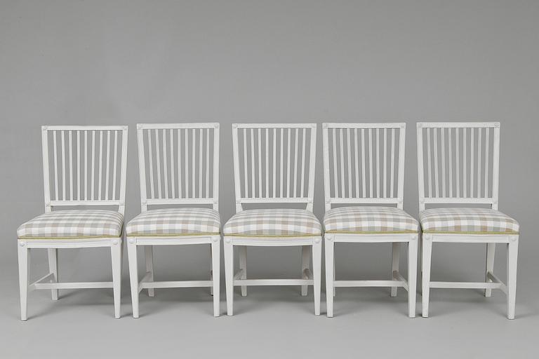 A SET OF FIVE CHAIRS.