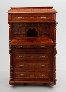 CHIFFONJÉ, nyrenässans, sent 1800-tal.