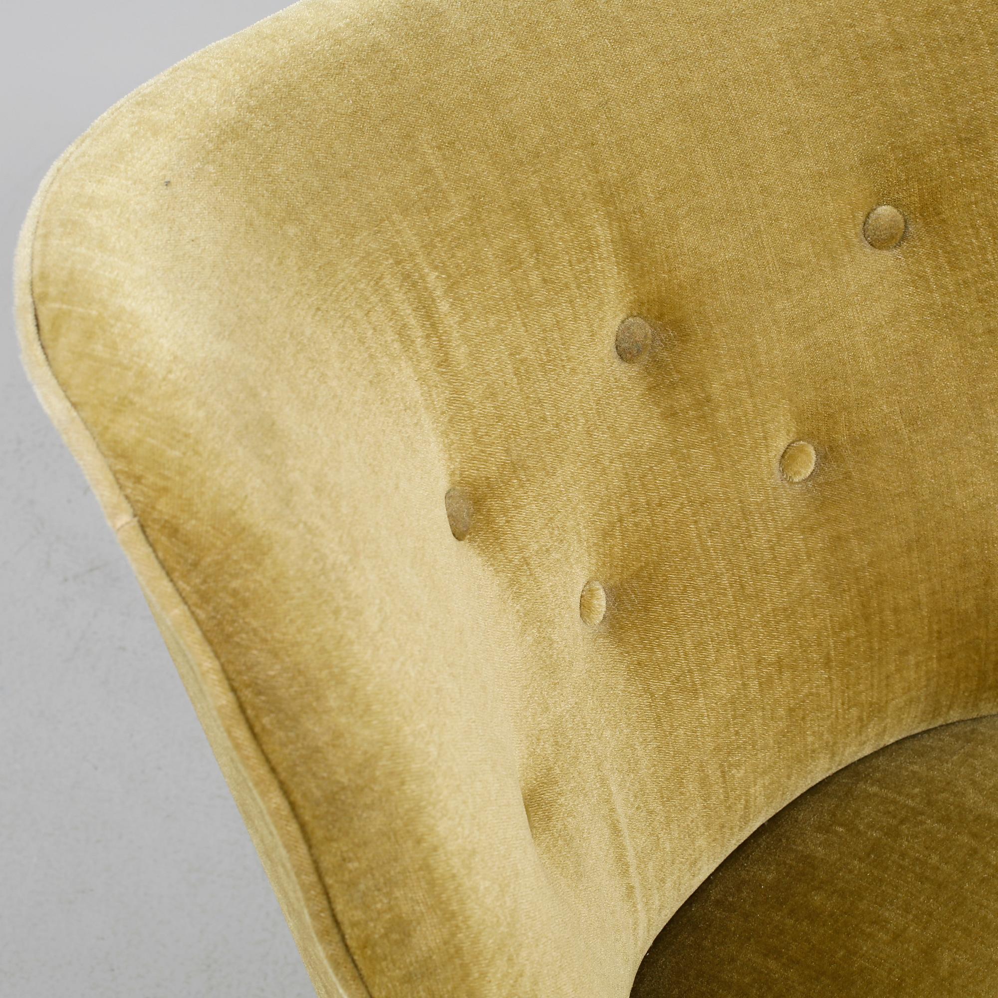 FÅTÖLJ, omkring 1900-talets mitt.