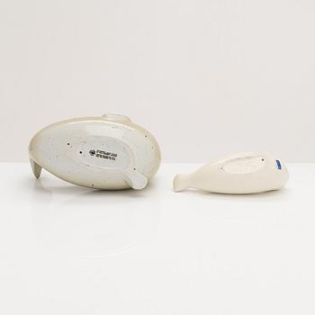 Lisa Larson, figuriner, 2 st, stengods, Gustavsberg, 1900-talets andra hälft.