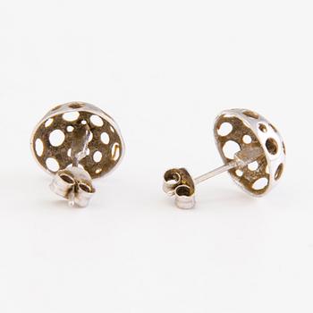 LIISA VITALI, "Leppäkerttu" sormus ja korvakorut, hopeaa, N.Westerback, Helsinki 1971.