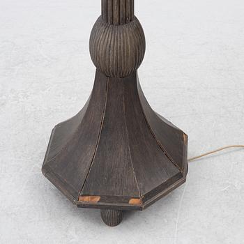 Golvlampa, 1900-talets början.