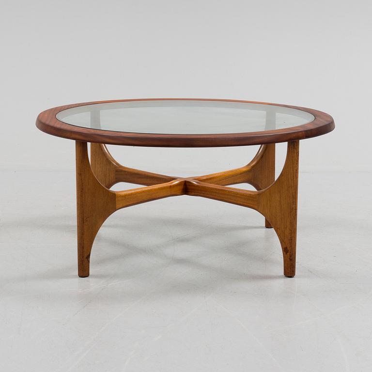 A second half of the 20th century table by Stonehill, UK.