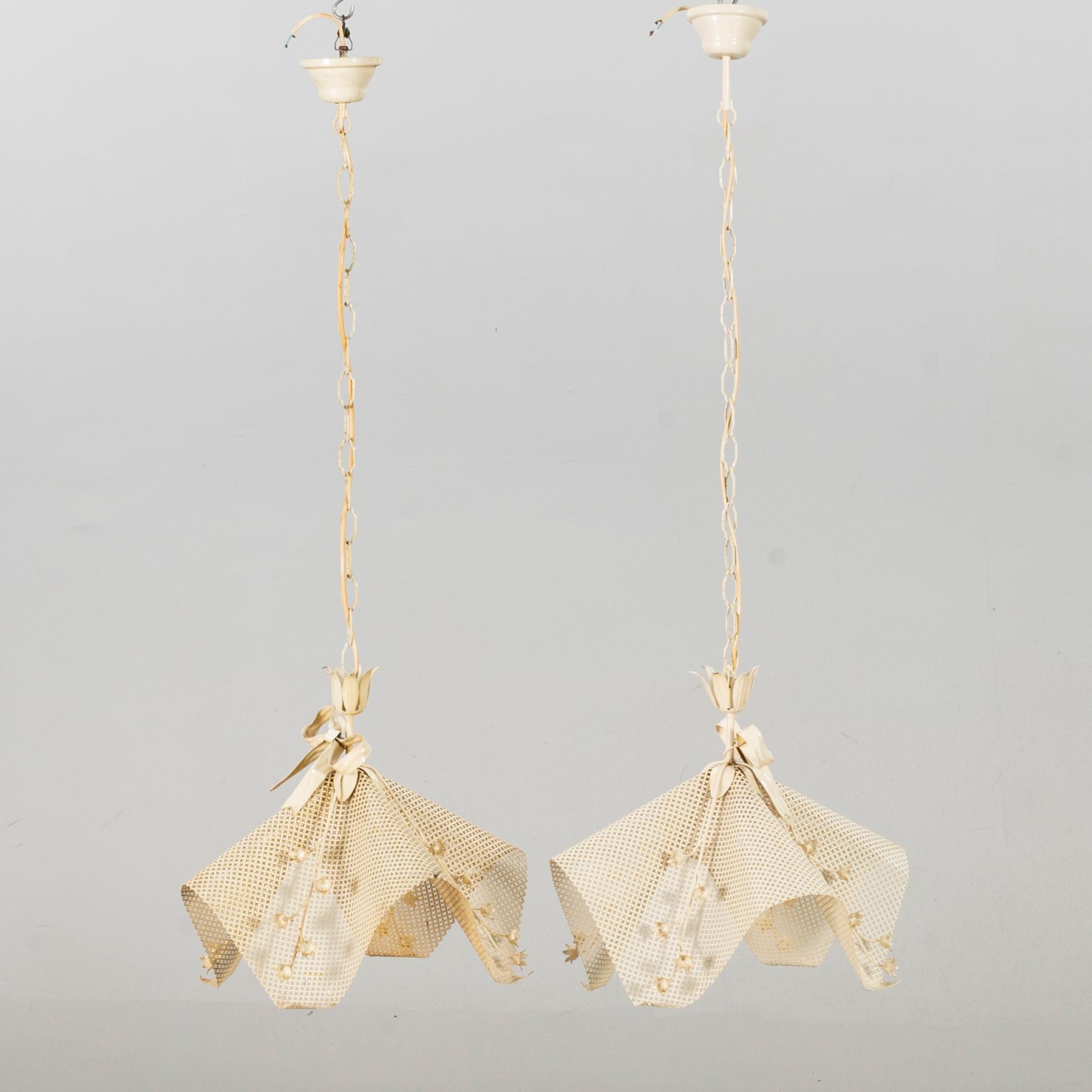 A PAIR OF PENDANTS, 1960/70's.