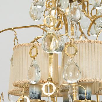 Paavo Tynell, kattokruunu, malli 1487/6, Taito 1900-luvun puoliväli.