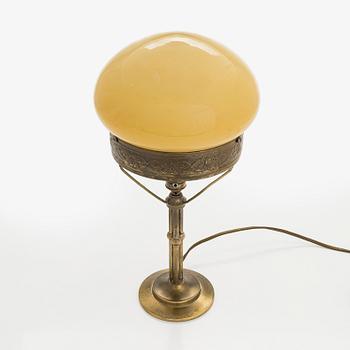 An early 20th century table lamp.