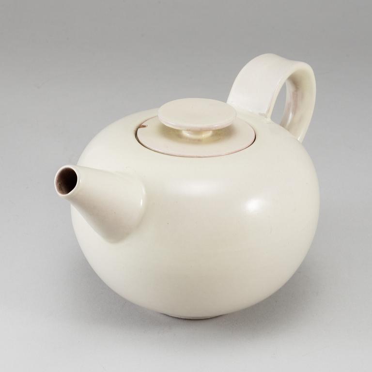 OTTO LINDIG, an earthenware tea pot from Karlsruhe, Germany.