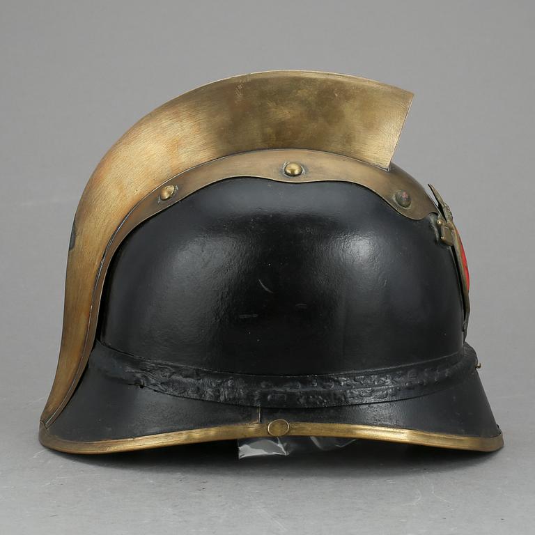 BRANDHJÄLM, för det svenska brandförsvaret, omkring 1900.