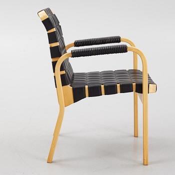 Alvar Aalto, karmstol, modell 45, Artek, Finland, 1900-talets slut.