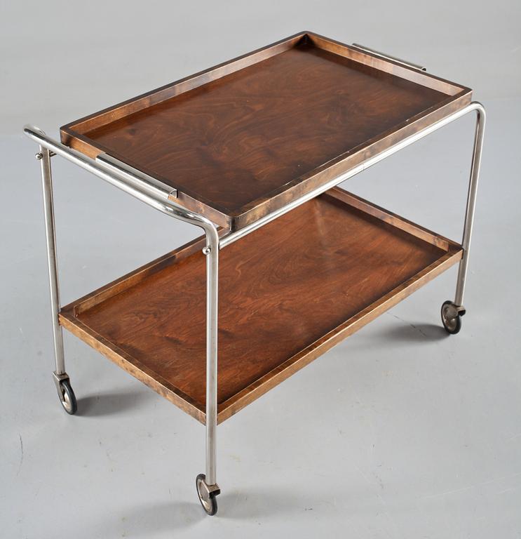 SERVERINGSVAGN, 1900-talets andra kvartal.