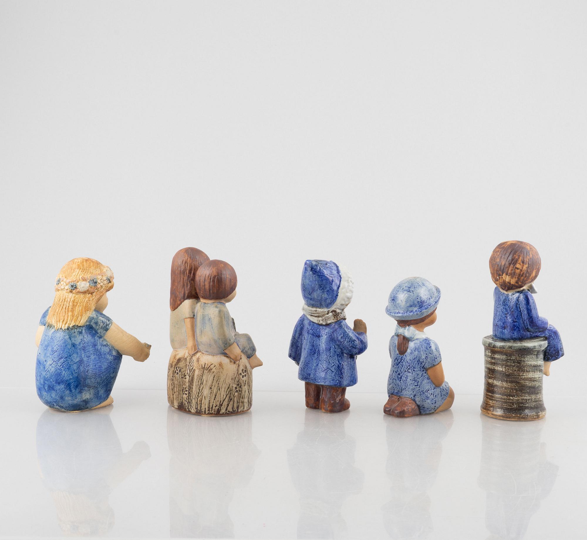 Lisa Larson, figuriner, 5 st, stengods, K-Studion Gustavsberg och Gustavsbergs Studio.