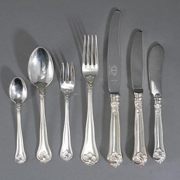 MATSILVER, 55 delar, silver, sachsisk modell, bl a Cohr, Danmark. Total vikt med stålblad ca 2162 gram.