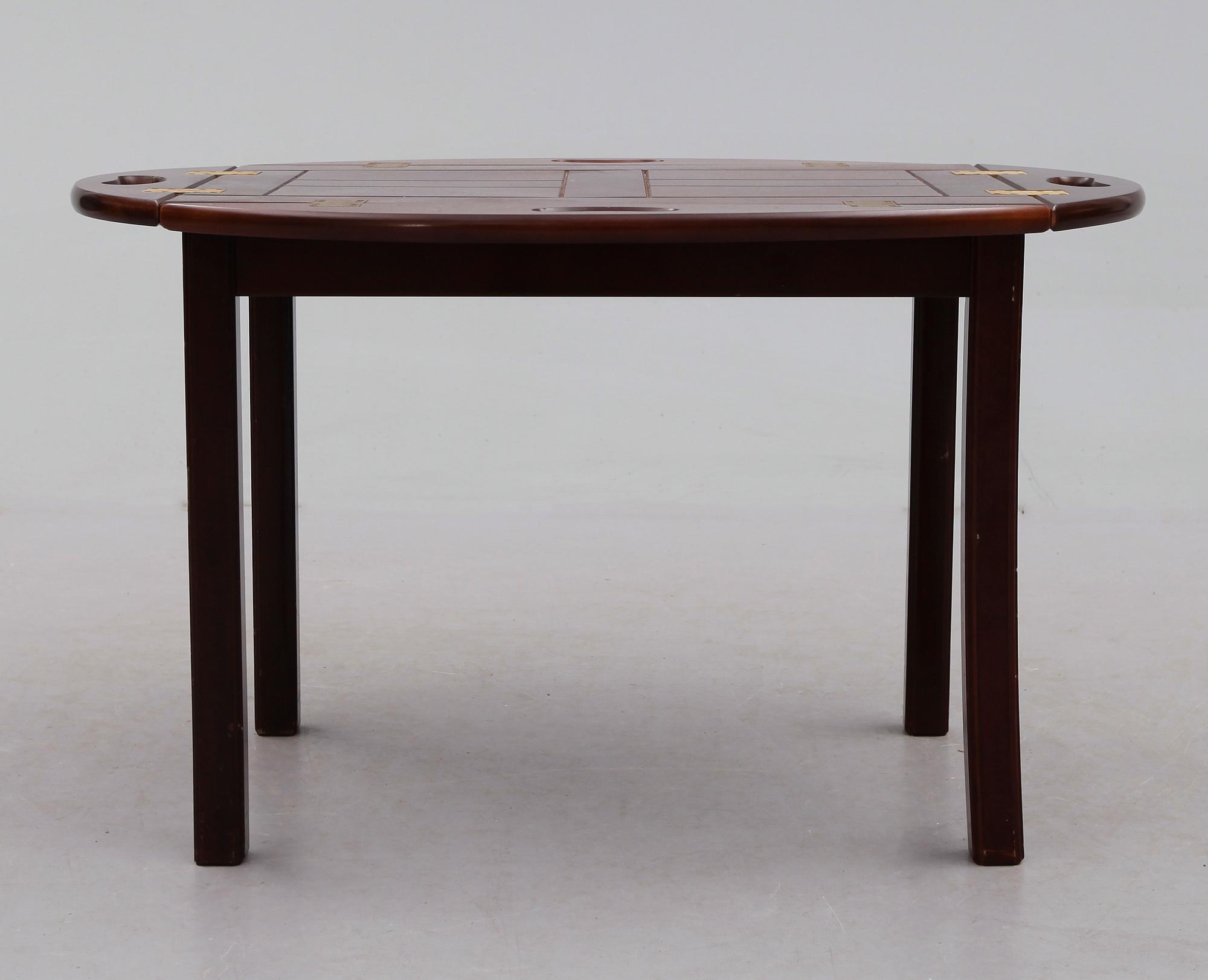 BORD, sk Butlers Tray, 1900-talets andra hälft.