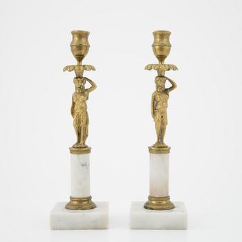 Ljusstakar, ett par, gustaviansk stil, omkring år 1900.