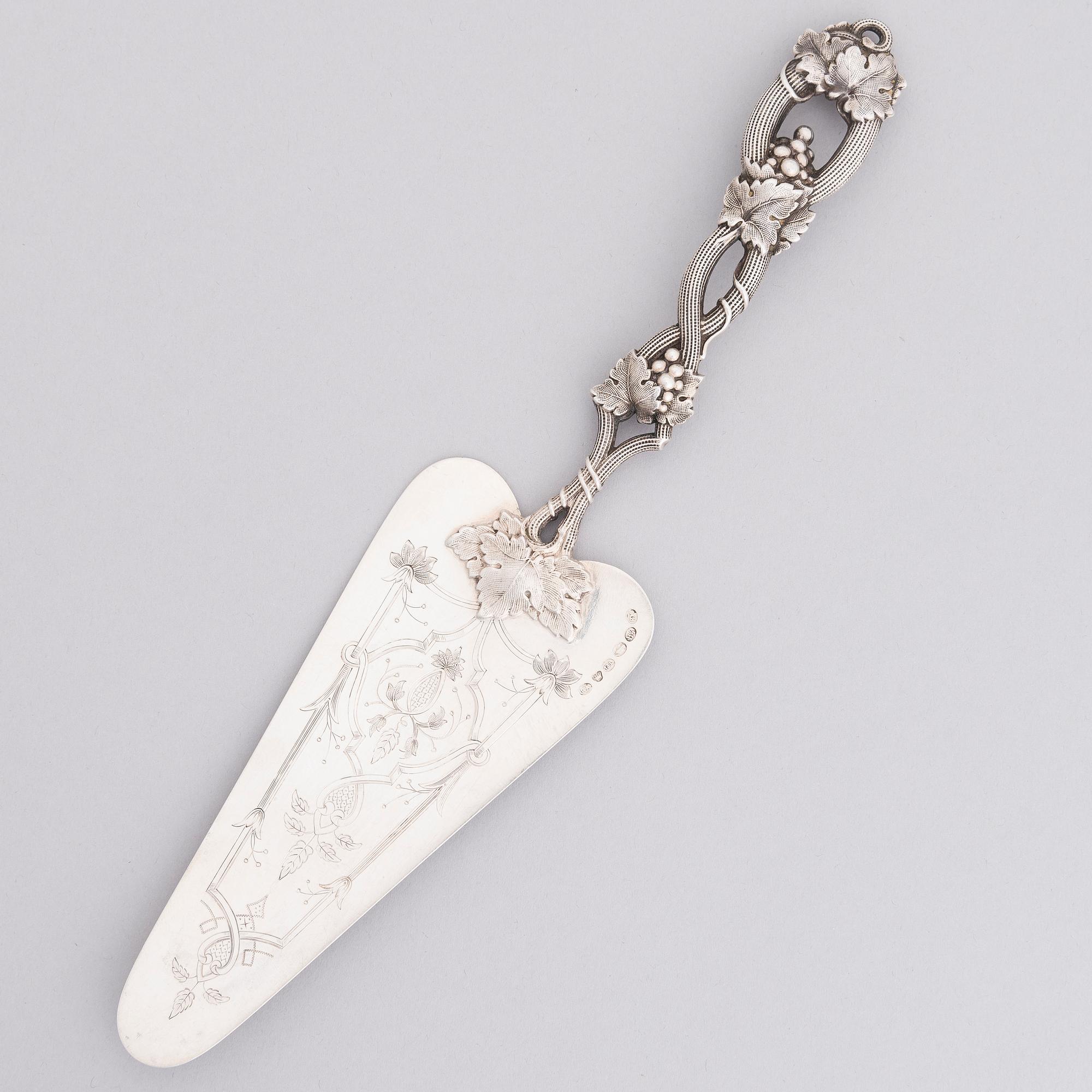 PETTER AIRAKSINEN, A silver cake/ pie server, for R. Mellin, Helsinki 1889.