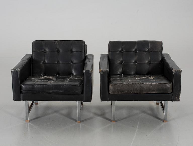 A PAIR OF KARL ERIK EKSELIUS, ARMCHAIRS, JOC Möbel AB, Vetlanda.