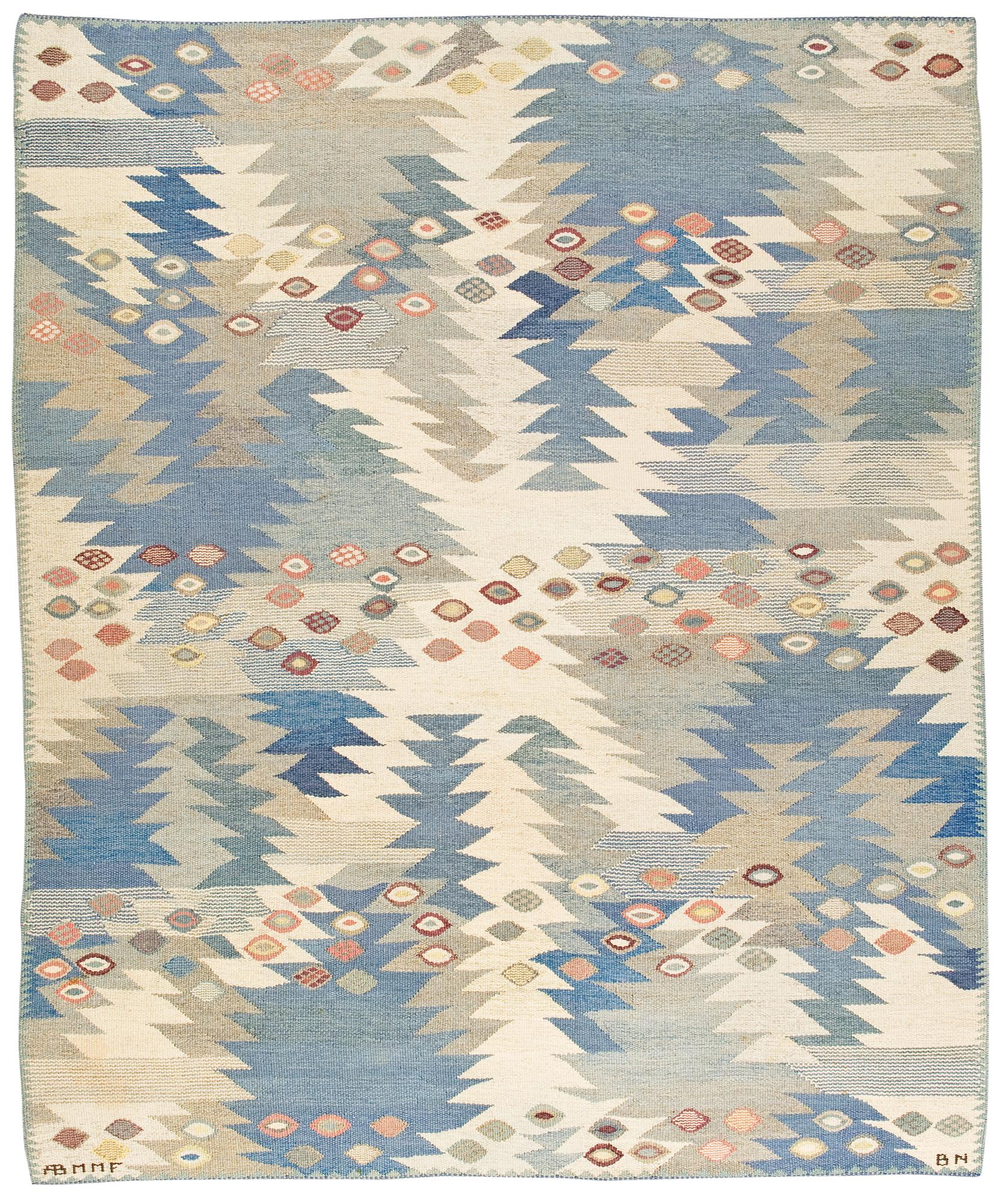 CARPET. "Tånga, ljus, blå, grå". 238 x 195,5 cm. Gobelängteknik (tapestry weave). Signed AB MMF BN.
