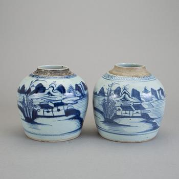 KRUS, 2 st, porslin, Kina, 1800-tal.