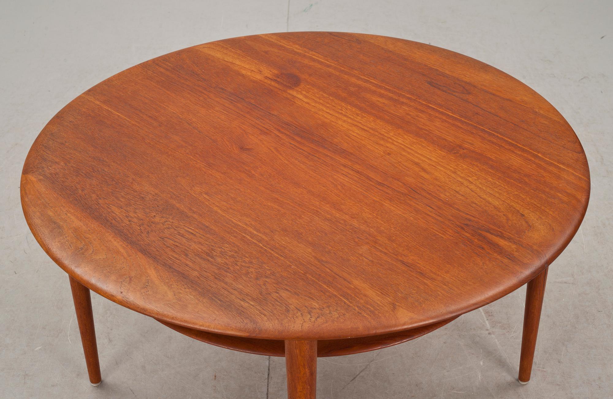 SOFFBORD, Peter Hvidt och Orla Mölgaard Nielsen för France og Son, Danmark 1950-tal.