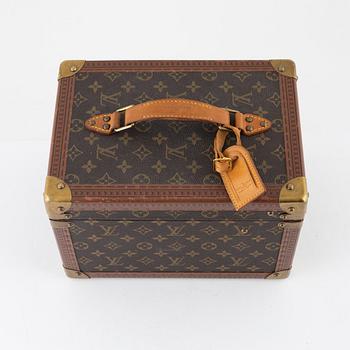 Louis Vuitton, "Boite à Flacons"/vanity case, vintage.