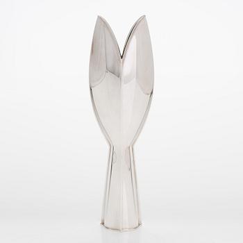 Tapio Wirkkala, sterling silver vase model TW 2, Kultakeskus, Hämeenlinna 1970. Design year 1954.