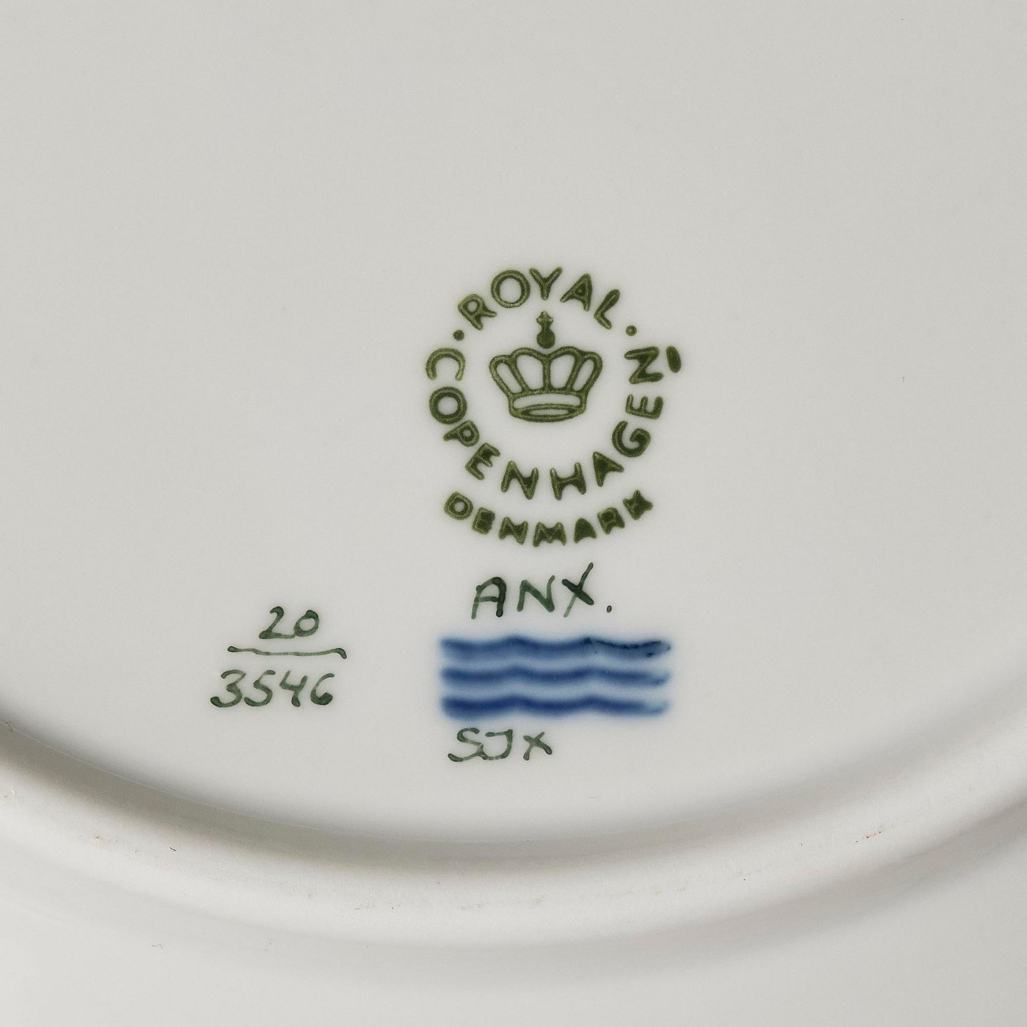 A set of 12 Royal Copenhagen 'Flora Danica' soup dishes, Denmark, 20th century.