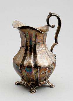 GRÄDDKANNA, silver, Gustaf Adolf Cedergren, Stockholm 1851. Vikt ca 206 g.