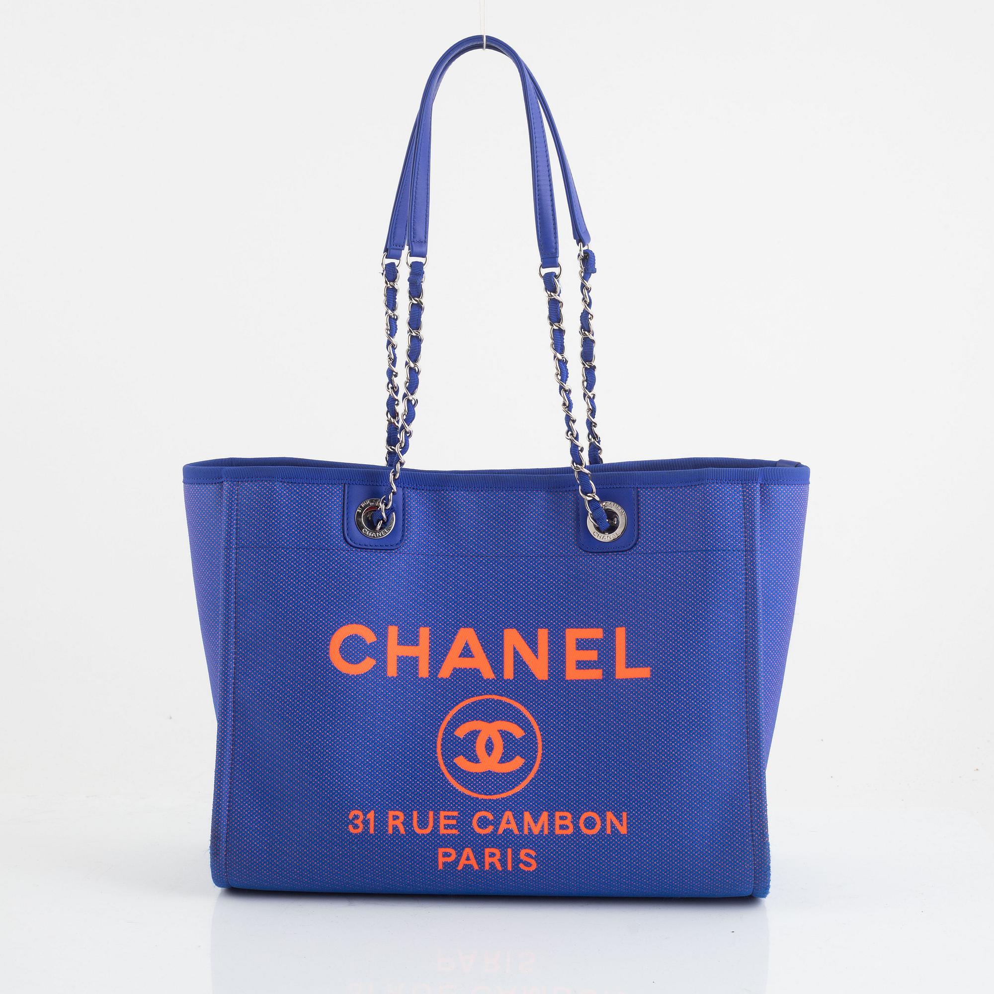 Chanel, "Deauville" Shopping tote, 2021.