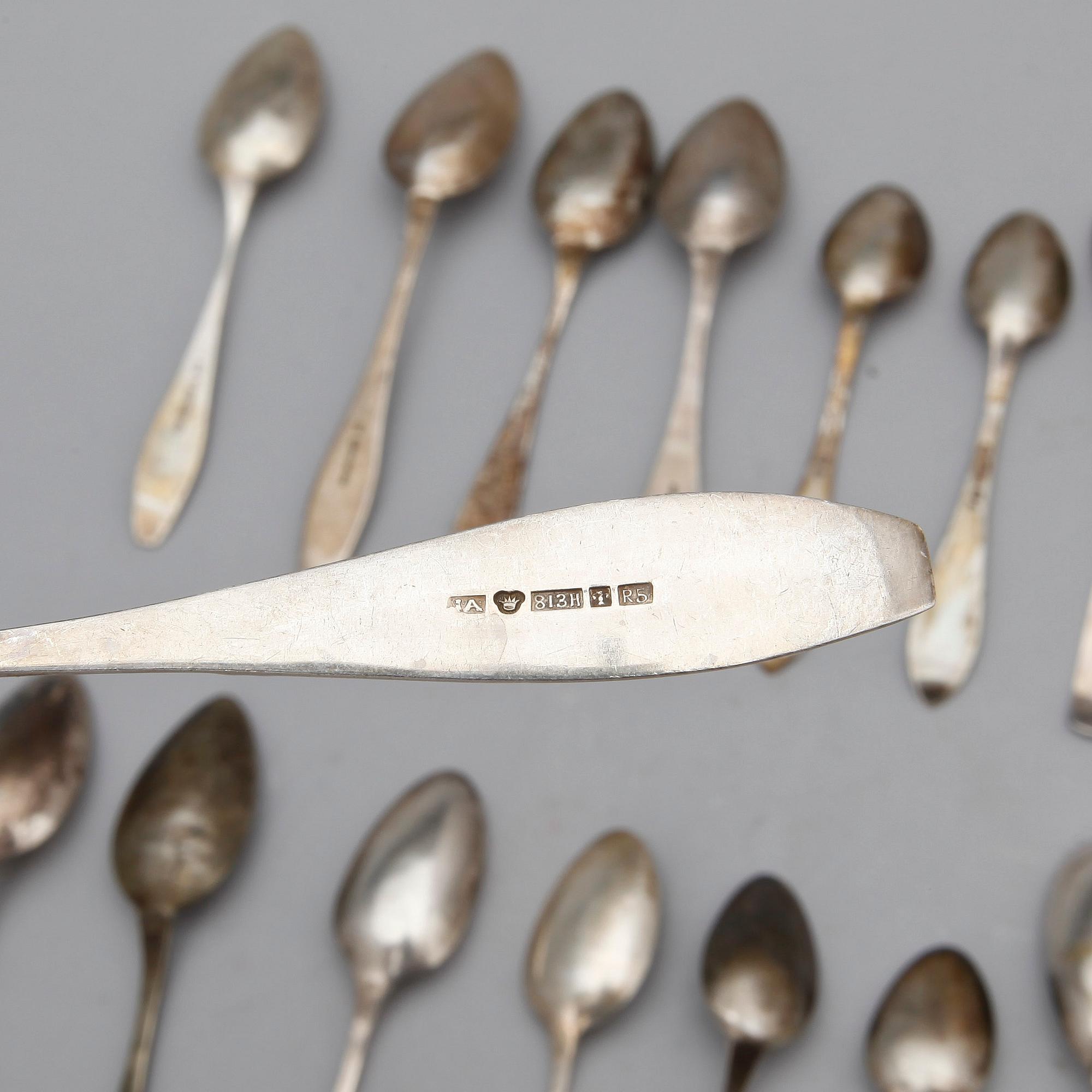 PARTI SKEDAR, 16 st, silver, mestadels Finland. Total vikt ca 257 gram.