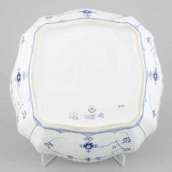 Skål, porslin, Royal Copenhagen, "Musselmalet helblond", modell 1153, 1898-1923.
