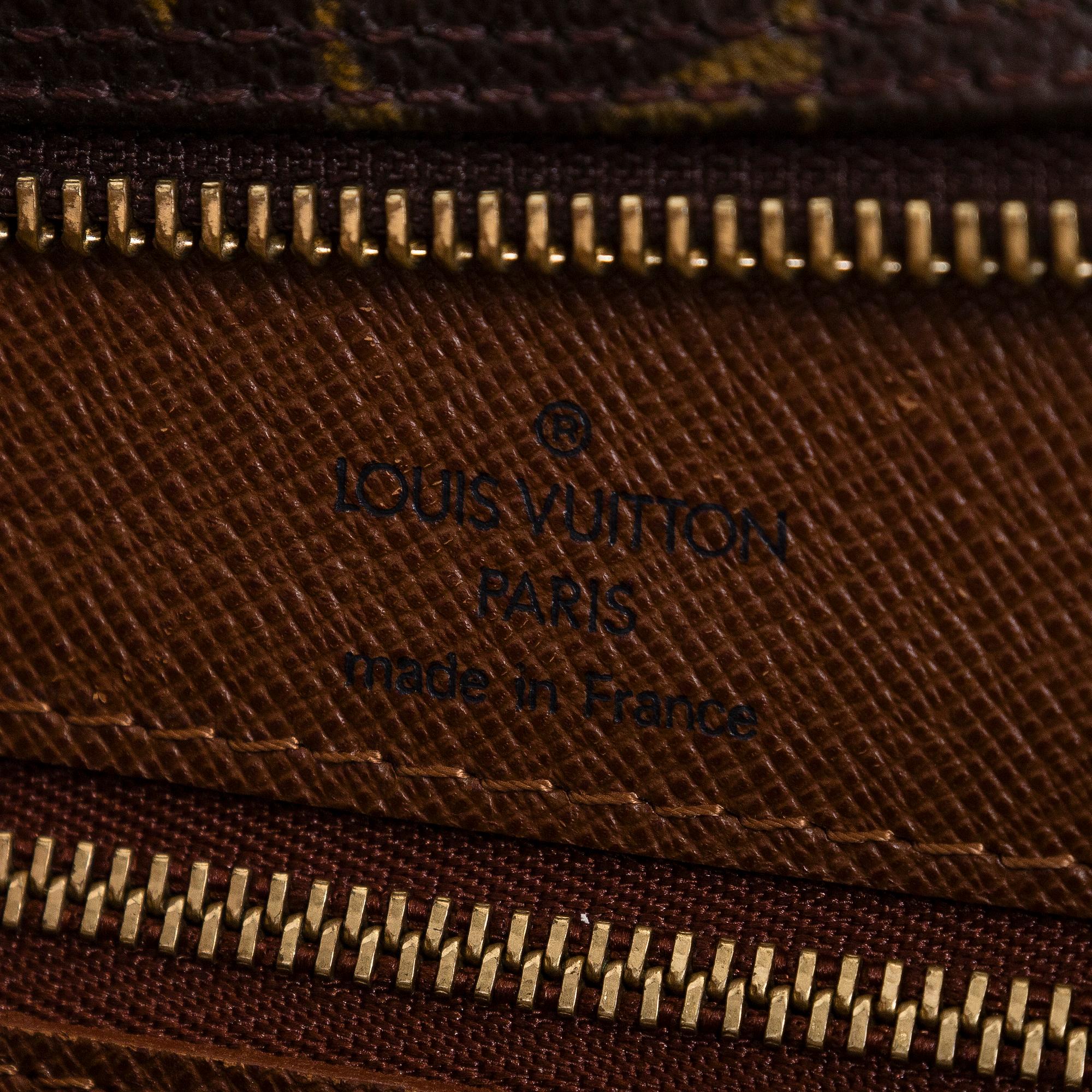 Louis Vuitton, a Monogram Canvas 'Nile 28' shoulder bag.
