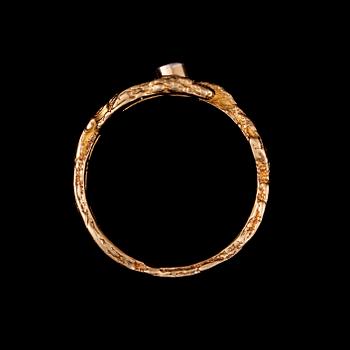 RING, 18K guld, briljantslipad diamant. Björn Weckström, "Diamantdamm". Vikt 3,4 g.