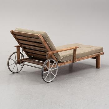 A second half of the 20th Century stained pine sunbed by Elsa Stackelberg, Fri Form.