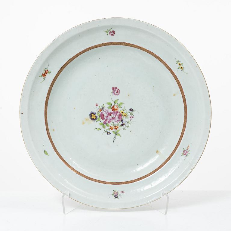 Fat, kompaniporslin. Qing dynastin, Qianlong (1736-95).